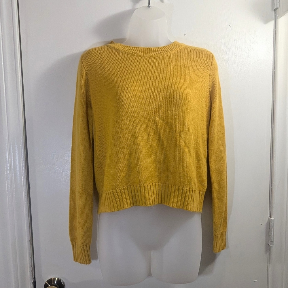Divided H&M Women's Yellow/Mustard Crew Neck Sweater Lightweight